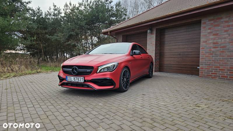 Mercedes-Benz CLA AMG 45 4-Matic - 4