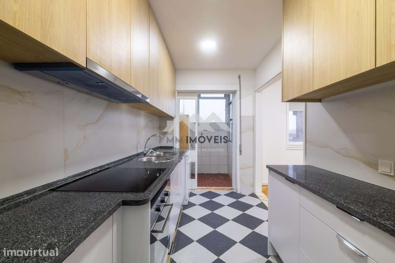 Apartamento T4 | Trofa | Localização Central | Renovado | Varandas - Grande imagem: 4/27