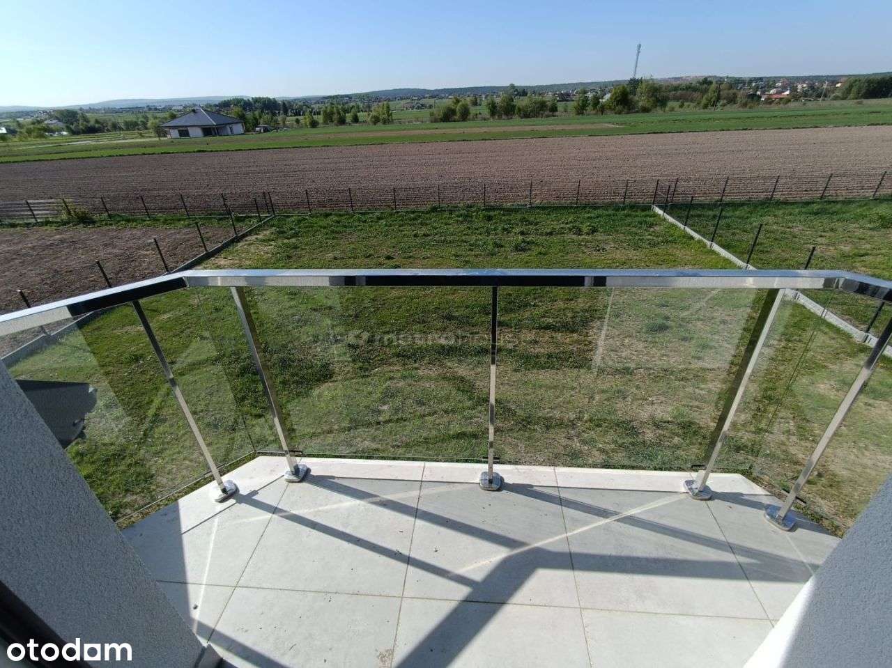 Nowoczesny dom wolnostojący 214 m2 Górno Kielce-10