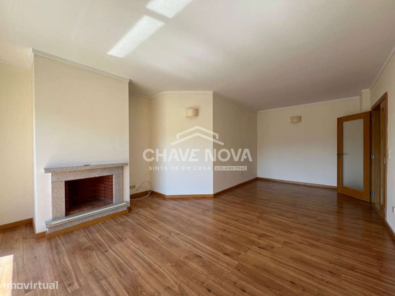 Apartamento T3 c/ Lugar de Garagem em Canelas (Edifício Prestige) - Grande imagem: 5/18