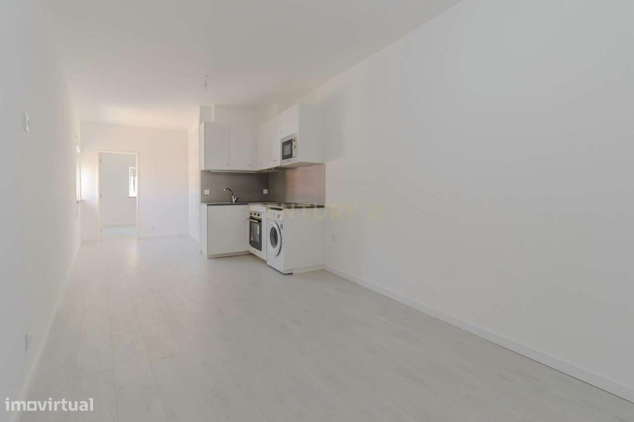 Apartamento T1 em Porto de Mós — Conforto, Modernidade e Localização P - Grande imagem: 2/15