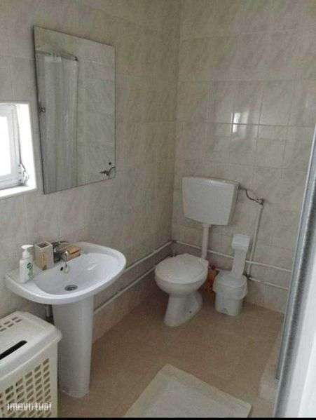 Aluga se T2 anexo - Grande imagem: 5/8