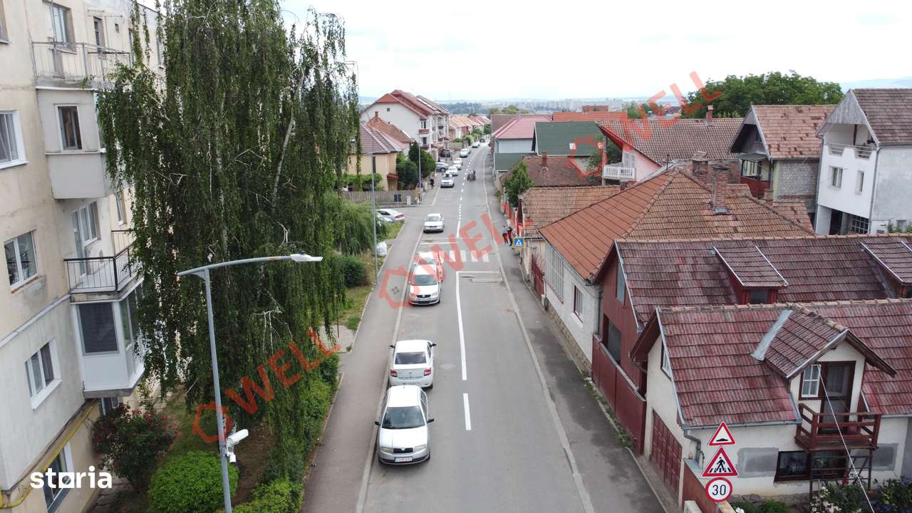 Atelier de vânzare, transformabil în casă, pe str Váradi József - Imagine principală: 5/14