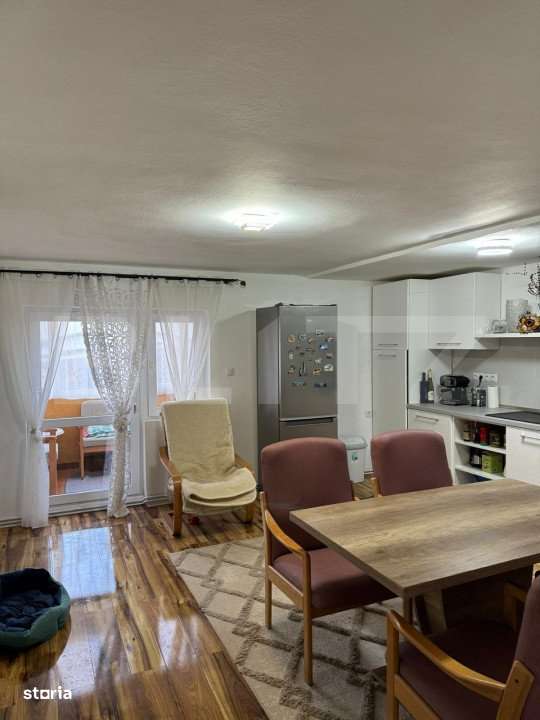 Casa cu 5 camere, 500 mp, zona Hotel Diana - Imagine principală: 2/19