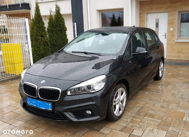 BMW Seria 2 218d - 2