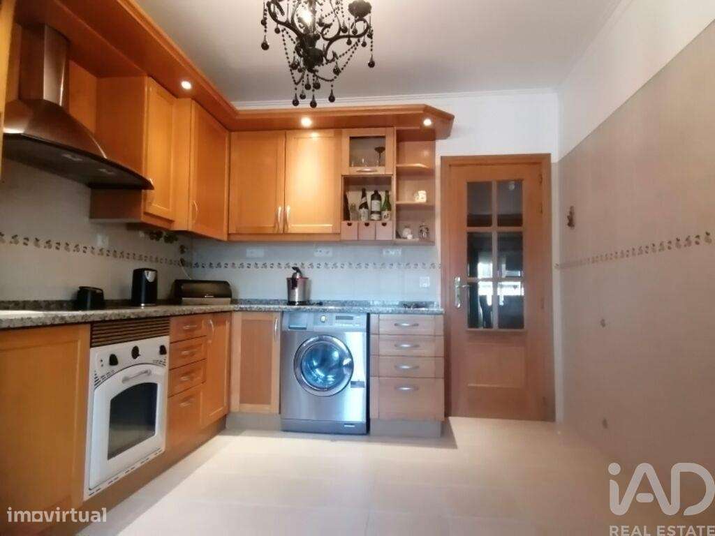 Casa / Villa T4 em Venda do Pinheiro e Santo Estêvão das Galés de 217, - Grande imagem: 5/29