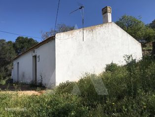 Casa con terreno de 4800 m2