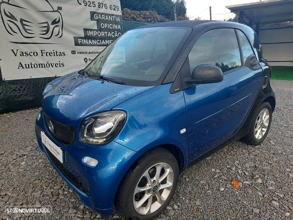 Smart ForTwo Coupé 1.0 Passion 71 - 1