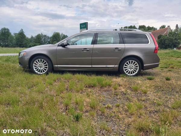 Volvo V70 2.0D Momentum - 30