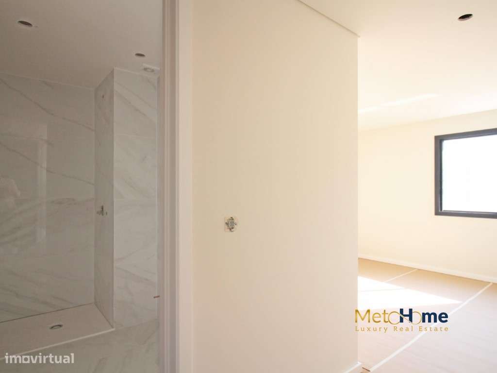 T3 com Terraço Novo - Último andar-25