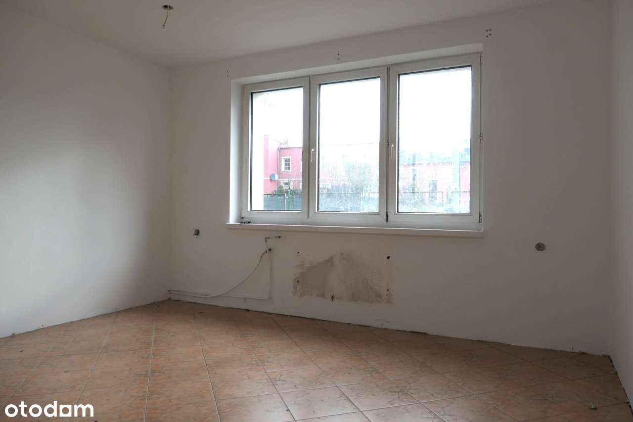 Gotowy teren usługowy z budynkami i możliwością rozbudowy-12