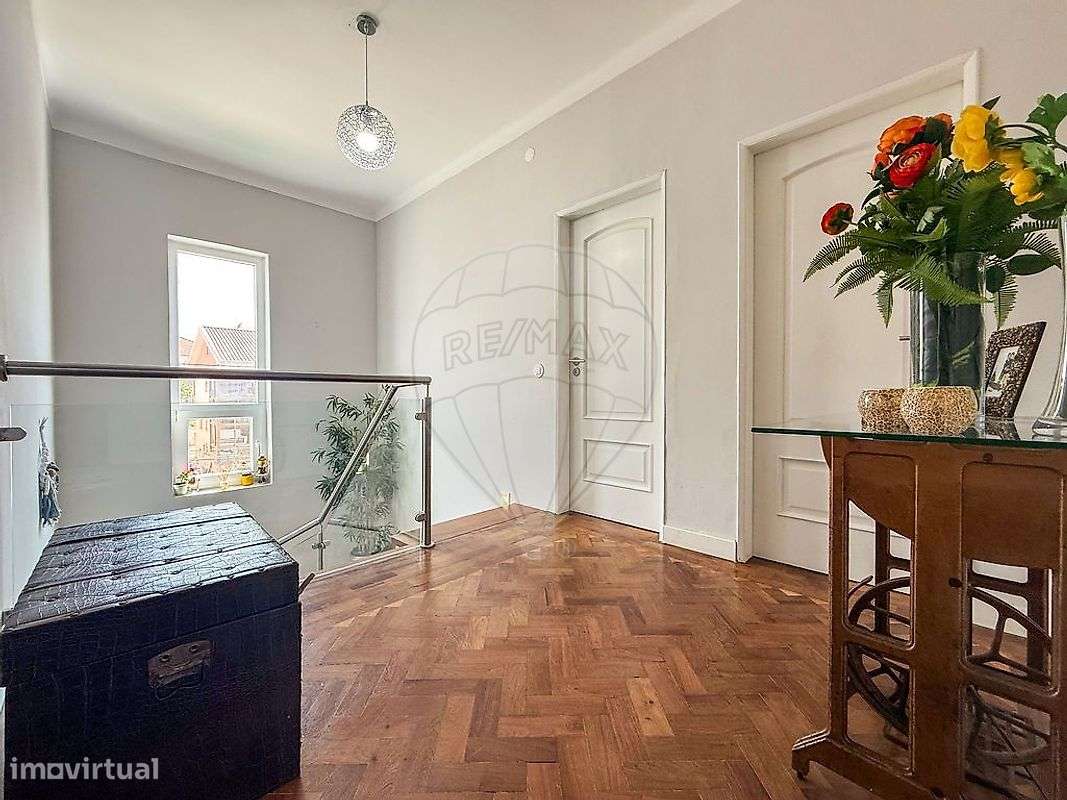 Moradia T4 para venda-16