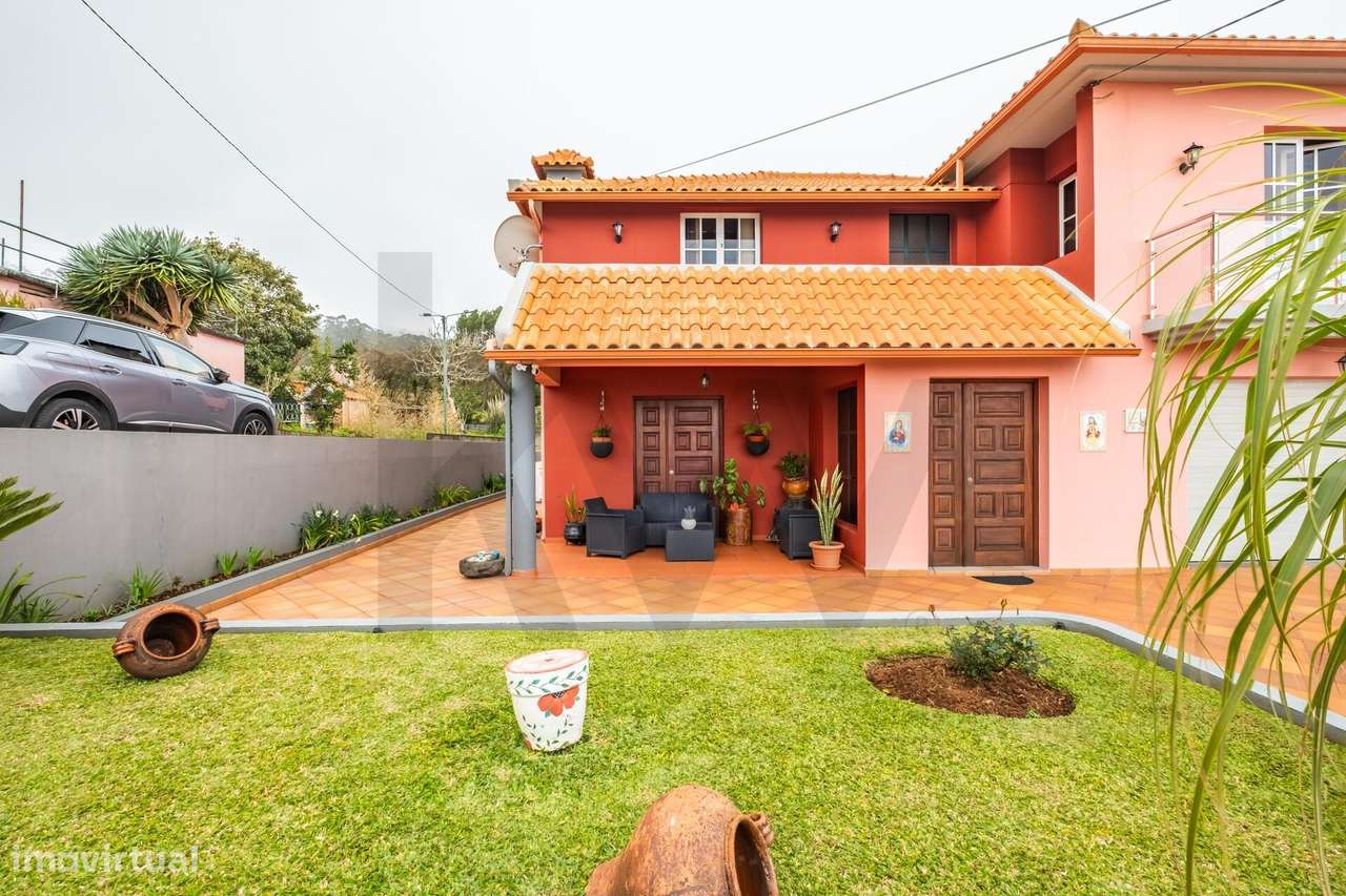 Moradia espaçosa e luminosa com excelente exposição solar - Grande imagem: 3/60