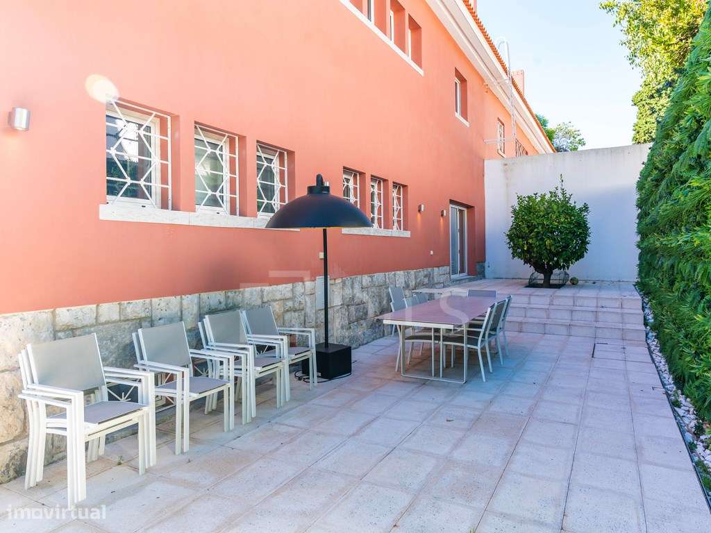 Moradia T6 geminada com jardim, no Restelo - Grande imagem: 5/57