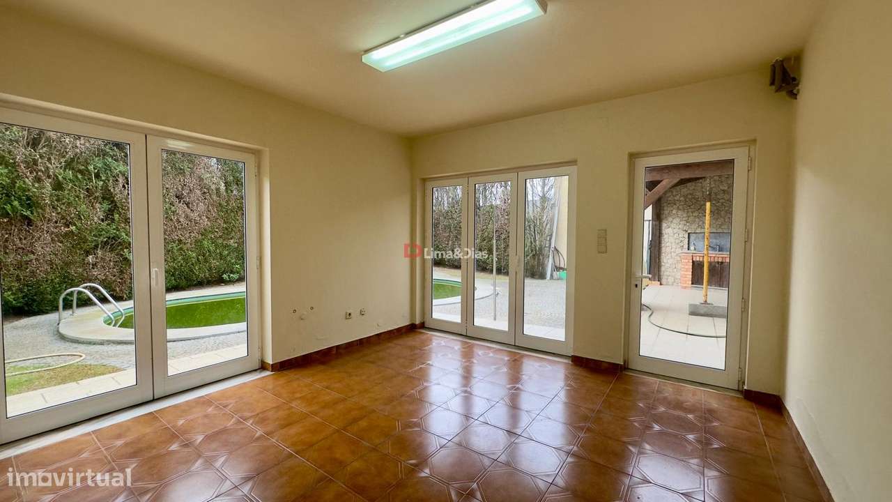 Moradia Isolada T4 Venda em Santa Maria da Feira, Travanca, Sanfins e-25