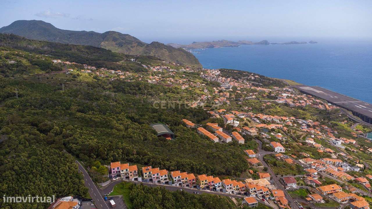 Terreno de 4734m² com Vista Mar em Santa Cruz – Madeira - Grande imagem: 4/5