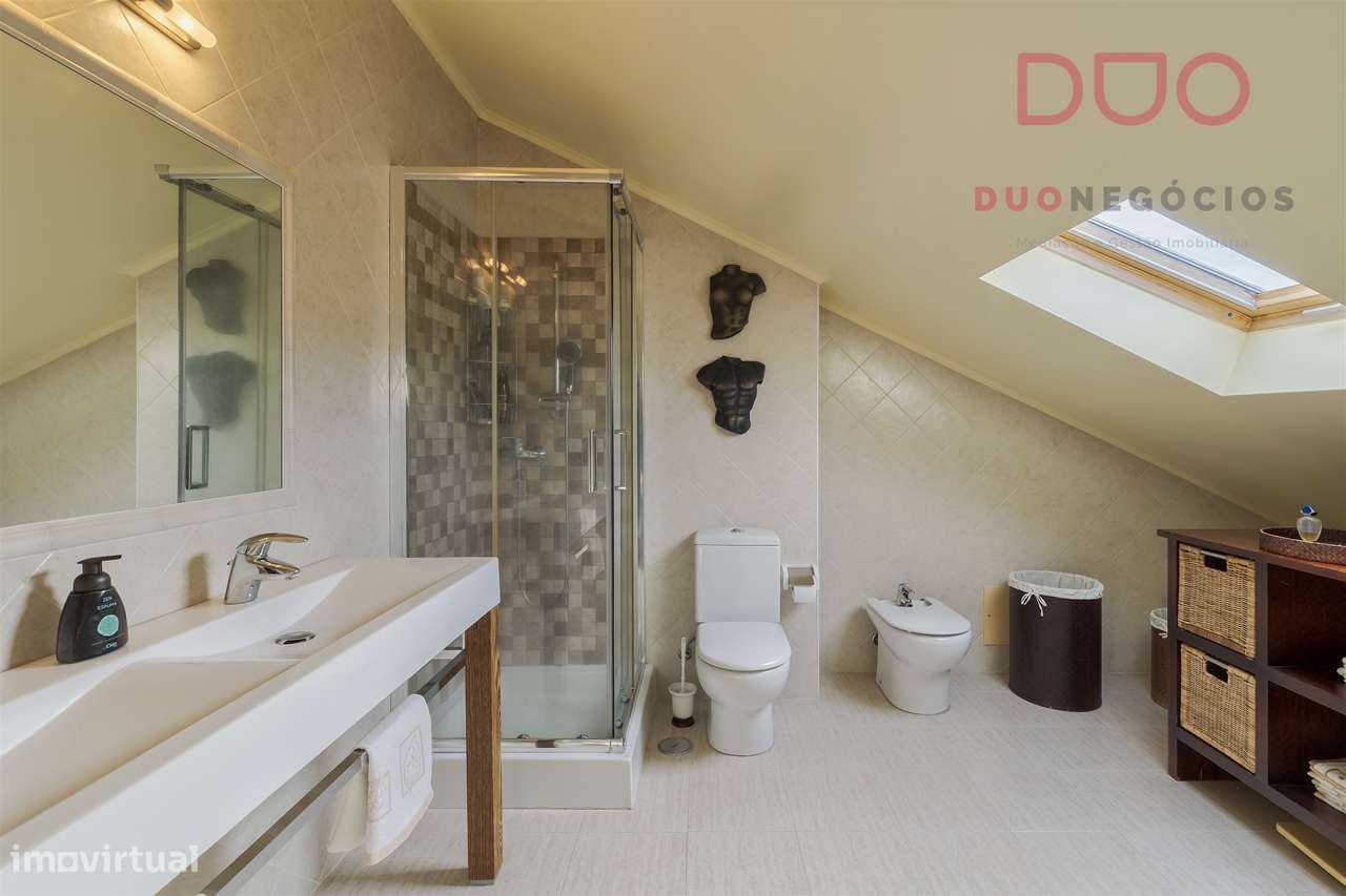 Moradia T4+1 à venda no Montijo-31