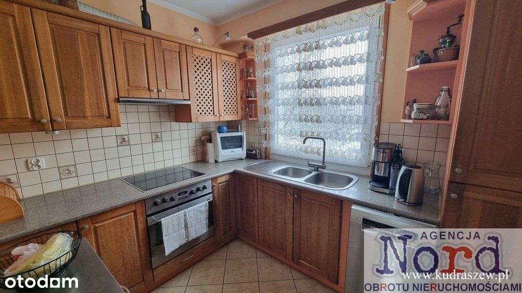 Mieszkanie 4 pokojowe z dużym balkonem-8