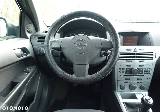 Opel Astra III 1.6 - 9