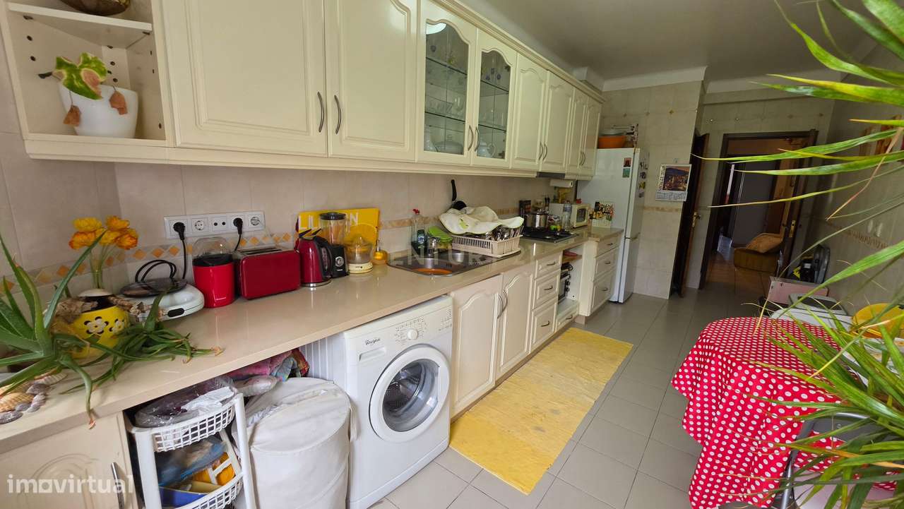 Apartamento Duplex T5 no centro de Palmela-21