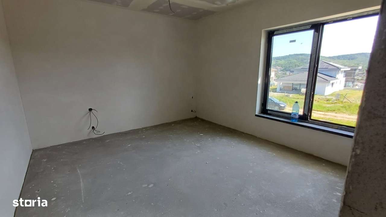 Casă individuală - Corunca-1200 mp teren-9