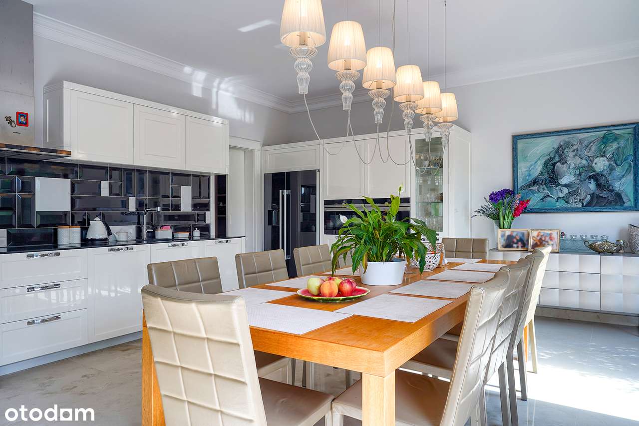 Komfortowy dom wolnostojący, który zachwyca funkcjonalnością i detalem - Pełny obrazek: 5/20