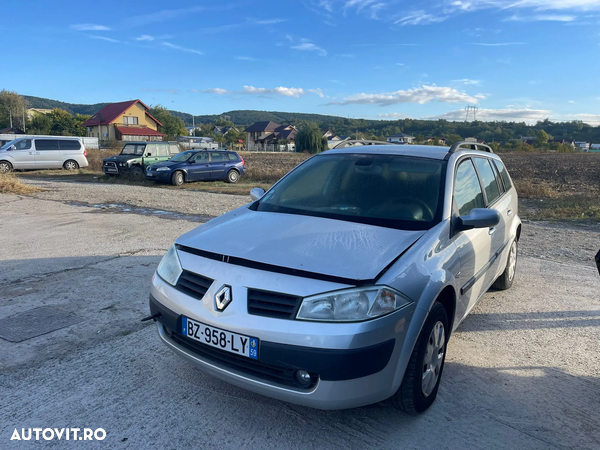 Dezmembrari Renault Megane 2 1.9 Diesel / 2005 - 1