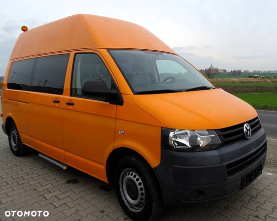 Volkswagen Transporter - 1