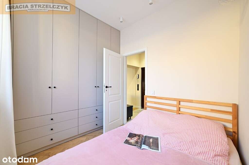 Dwa pokoje z balkonem na Pradze Południe.-3