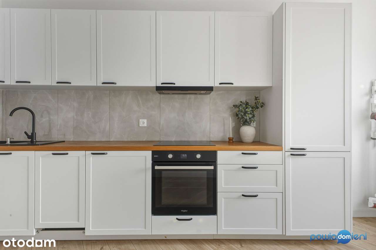 Słoneczne mieszkanie po generalnym remoncie-0