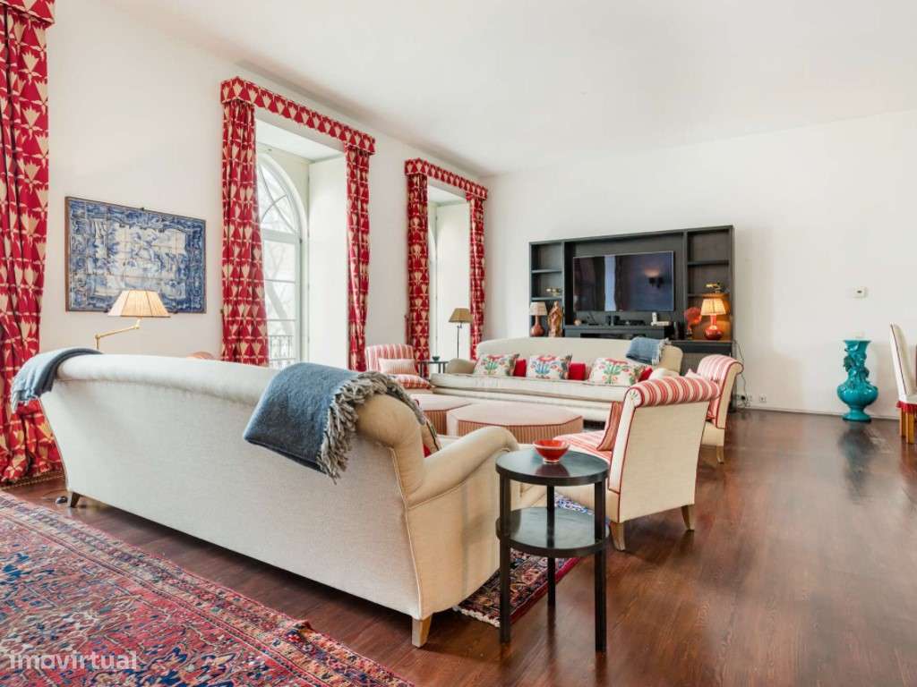 Apartamento T4 em palacete junto do Castelo de São Jorge - Grande imagem: 5/27