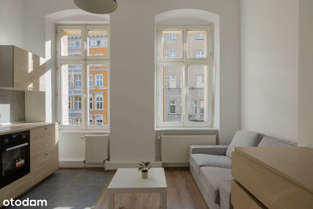 Pięknie doświetlone mieszkanie w kamienicy | film-8