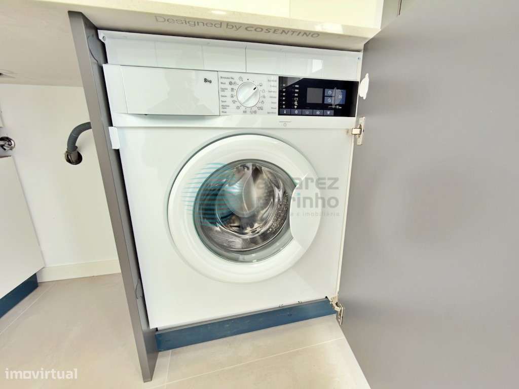 Moradia T3, com espaço exterior e anexo-24