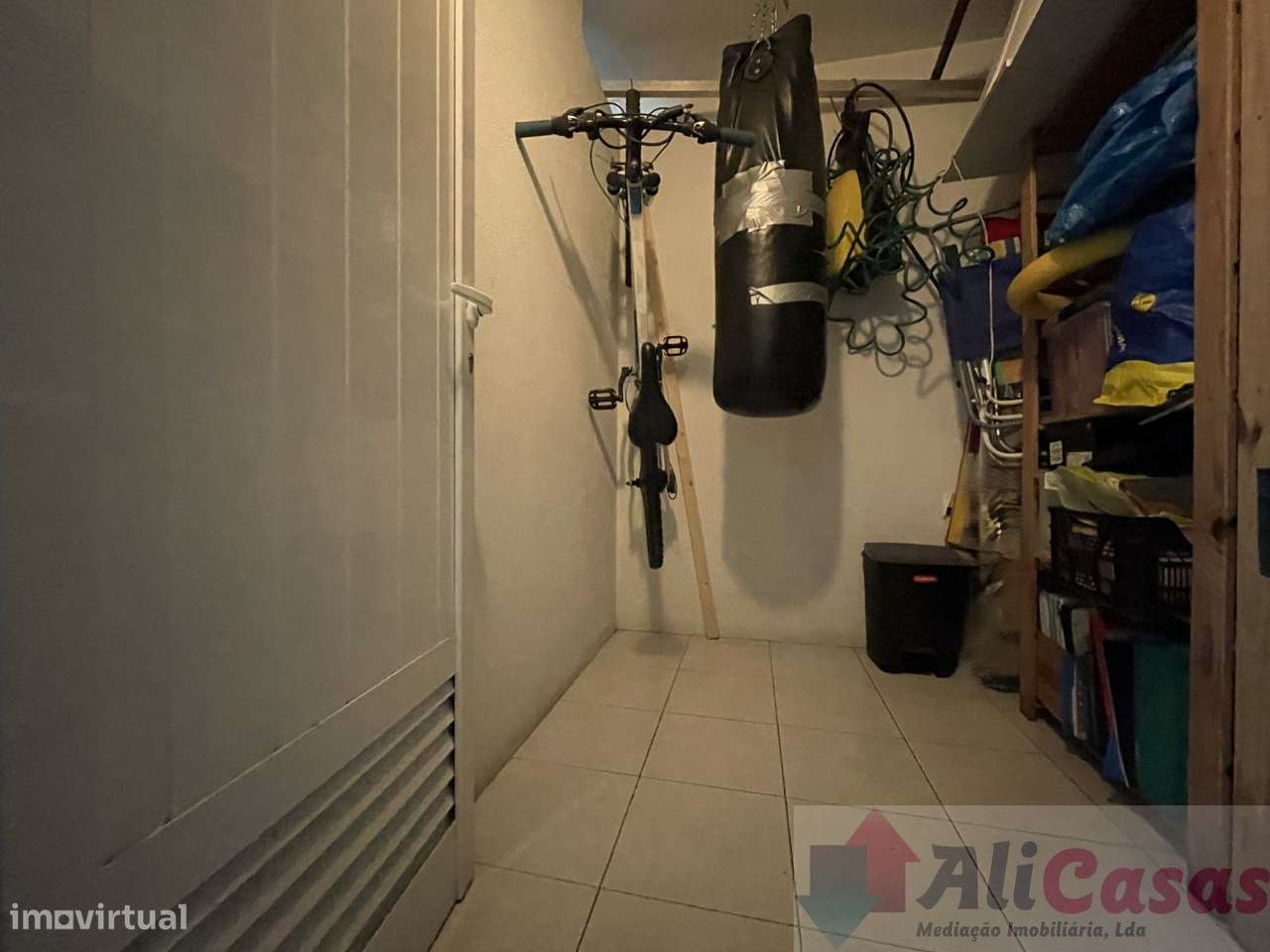 Excelente T3 Último Piso- Lugar de Garagem P/2 carros-49