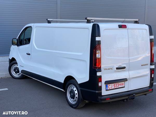 Renault Trafic - 23