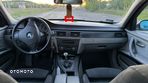 BMW Seria 3 318i - 33