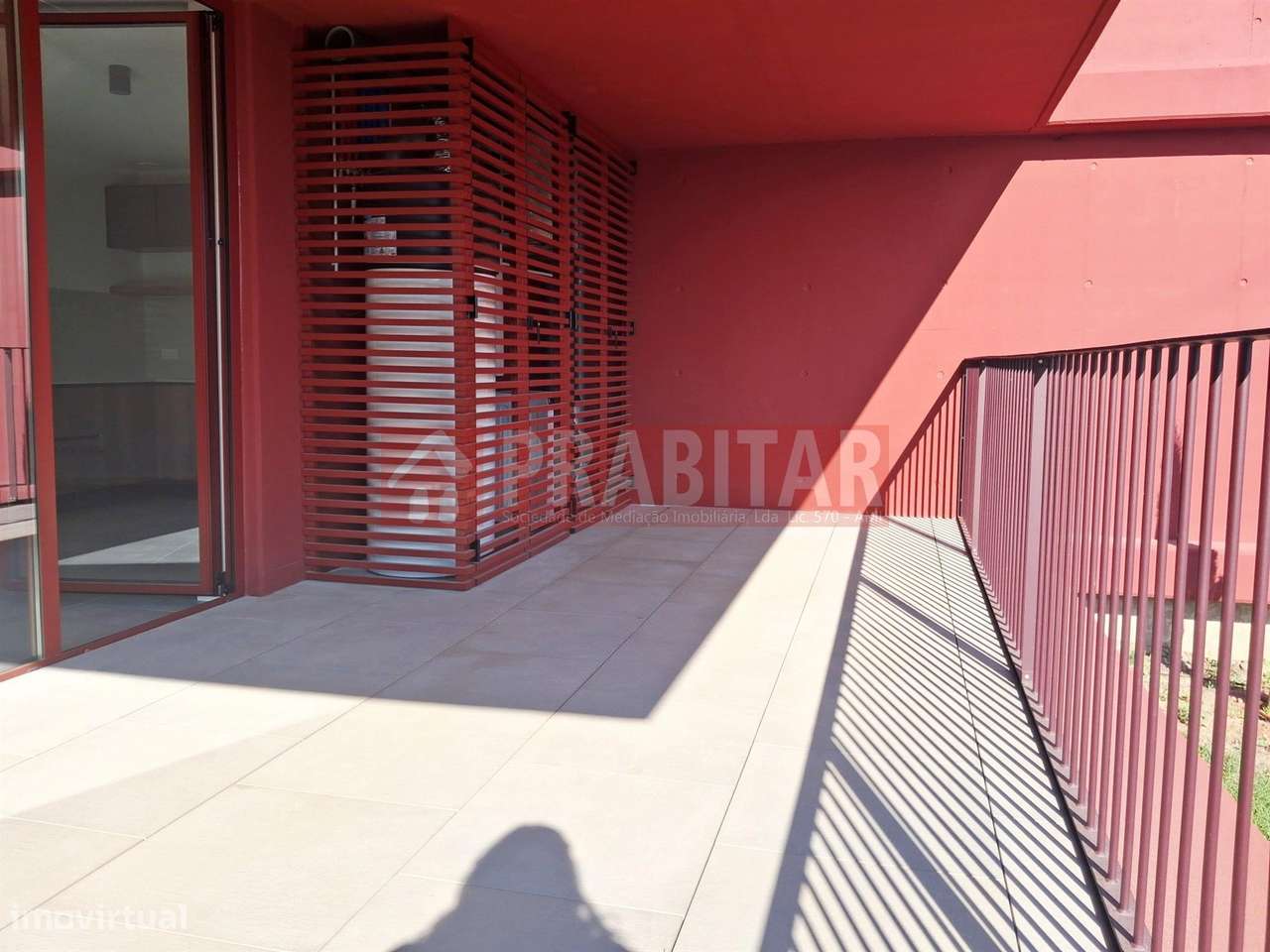 APARTAMENTO T2 . NOVO-10