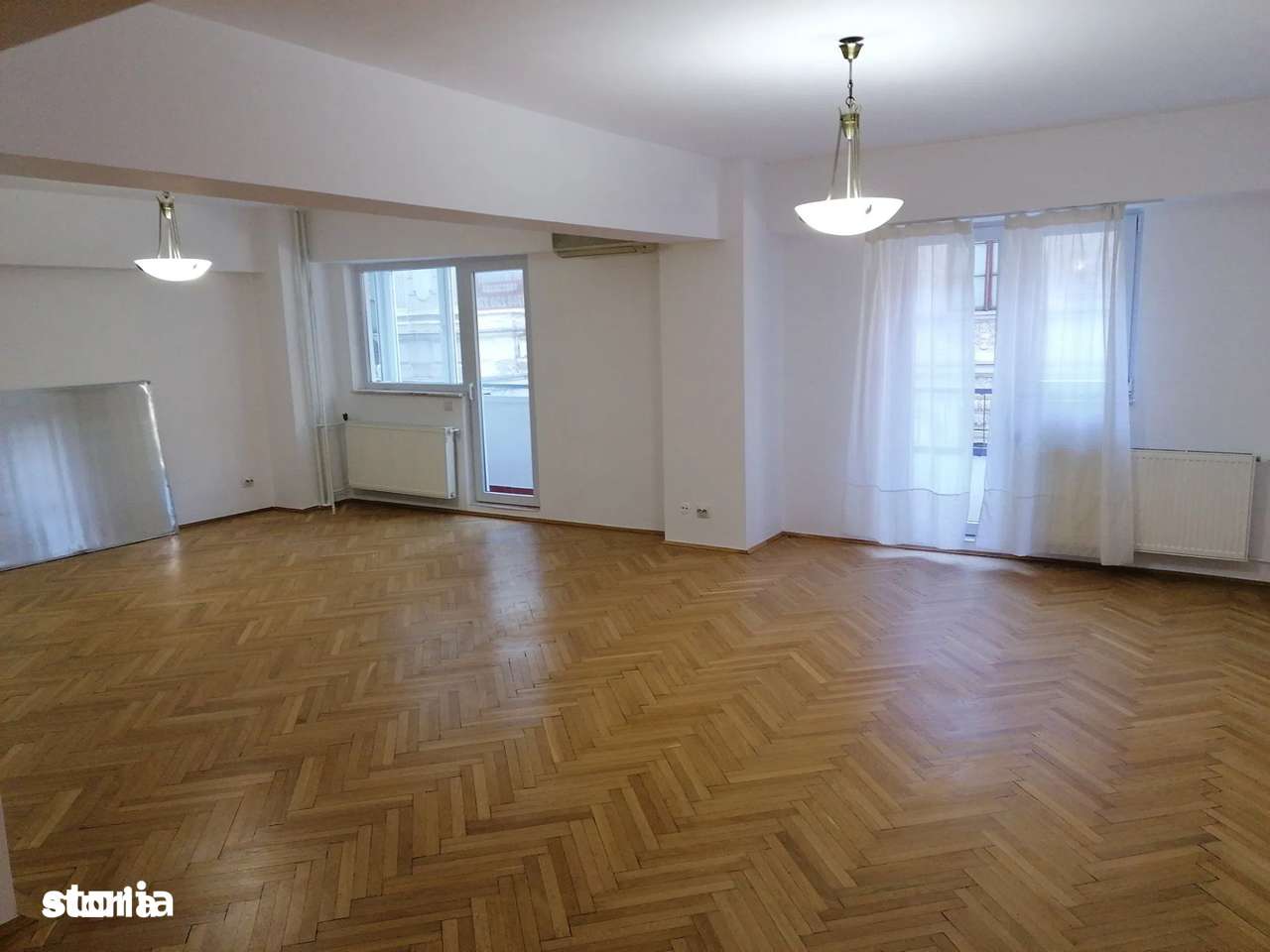 Apartament 5 camere de inchiriat / Salon inclus / Universitate