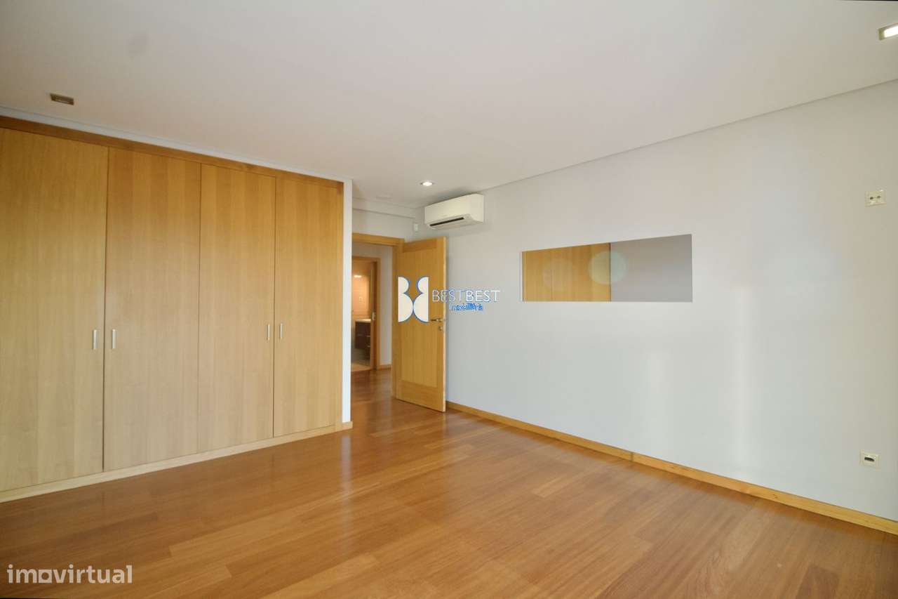 MORADIA INDIVIDUAL 4 FRENTES T3+2, C/PISCINA,PUMAR E CHURRASQUEIRA, 4M-14