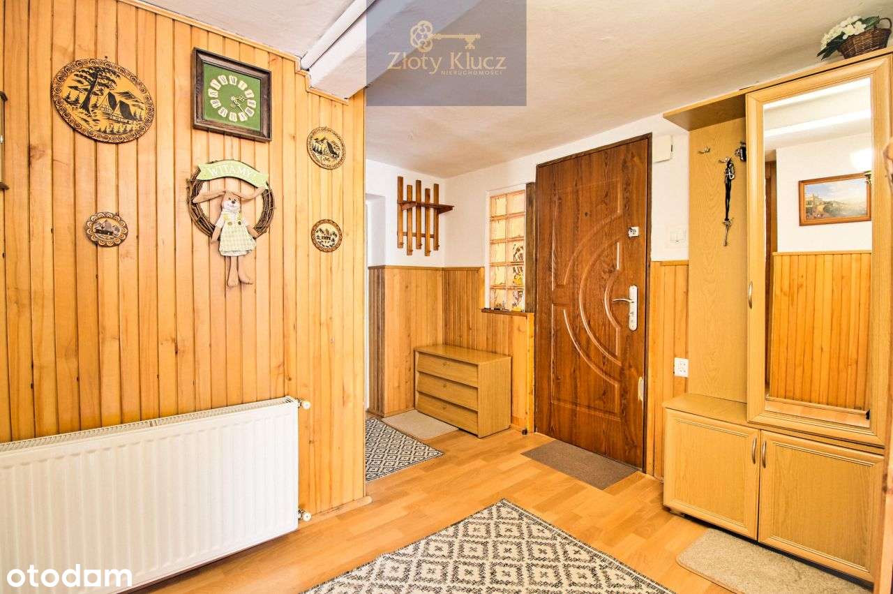 Dom z tarasem-5 pokoi-ogród-dwa garaże murowane-7