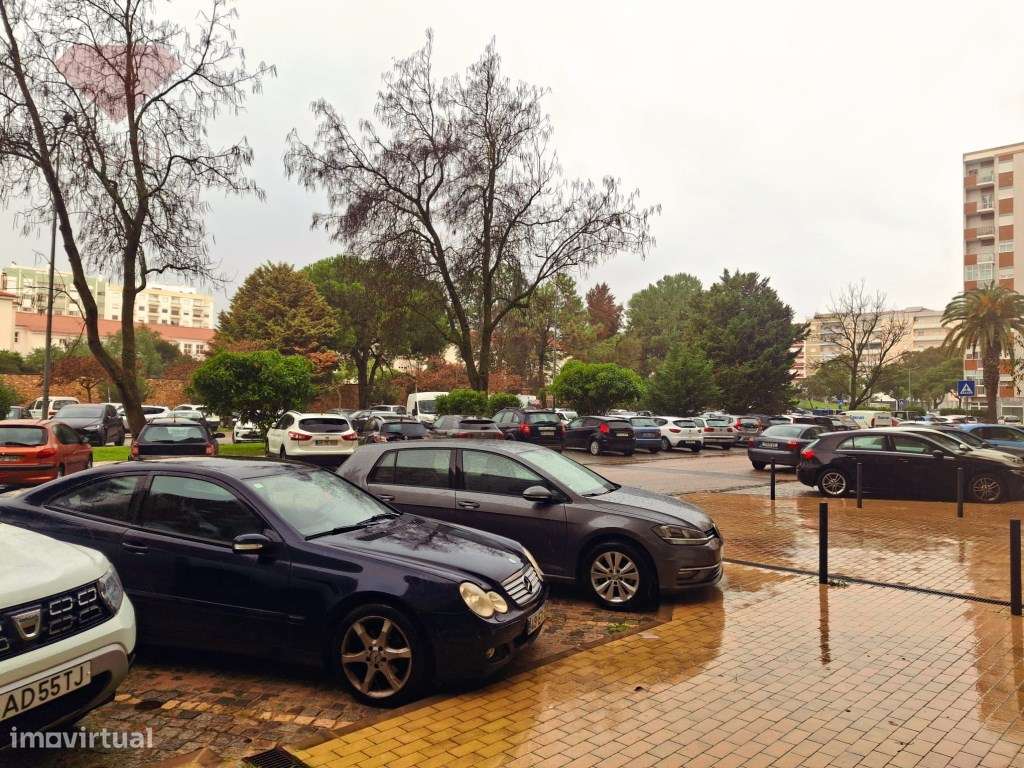 Apartamento T2 no Bonfim - Setúbal-14