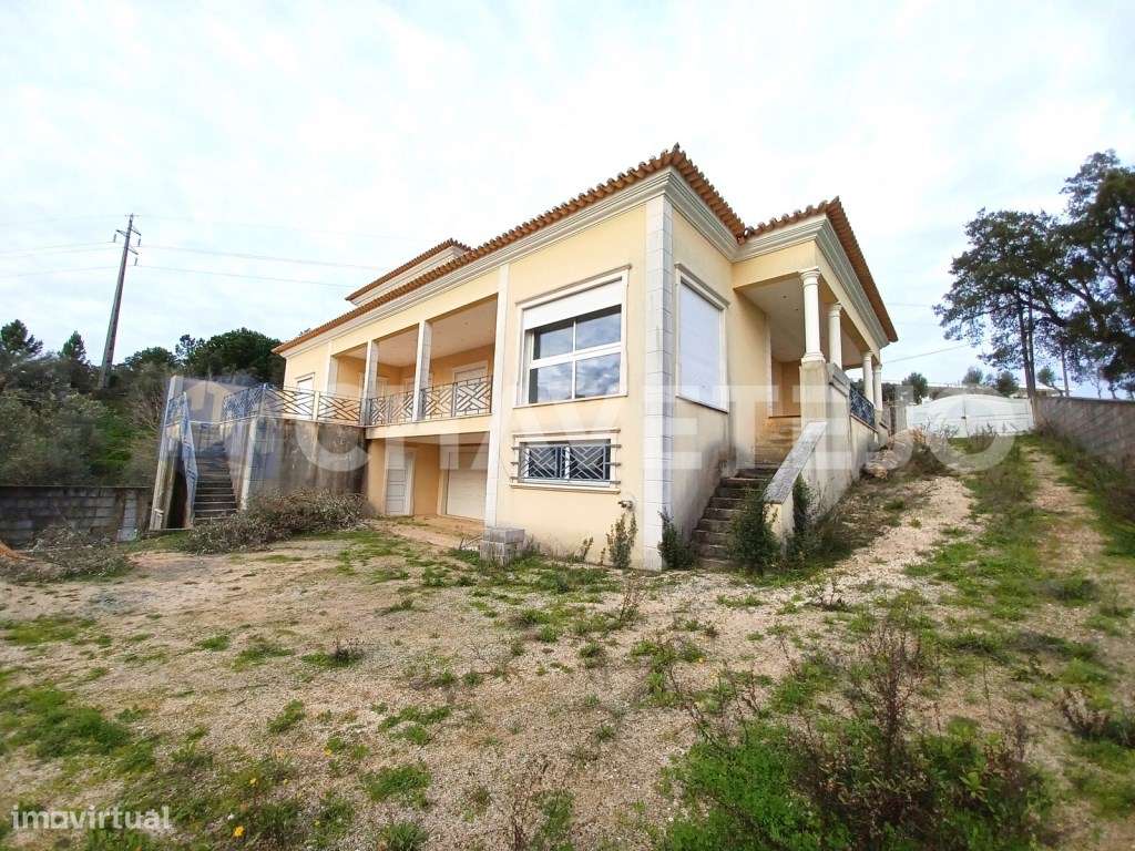 Moradia com garagem e logradouro a 5 km de Tomar. - Grande imagem: 5/55