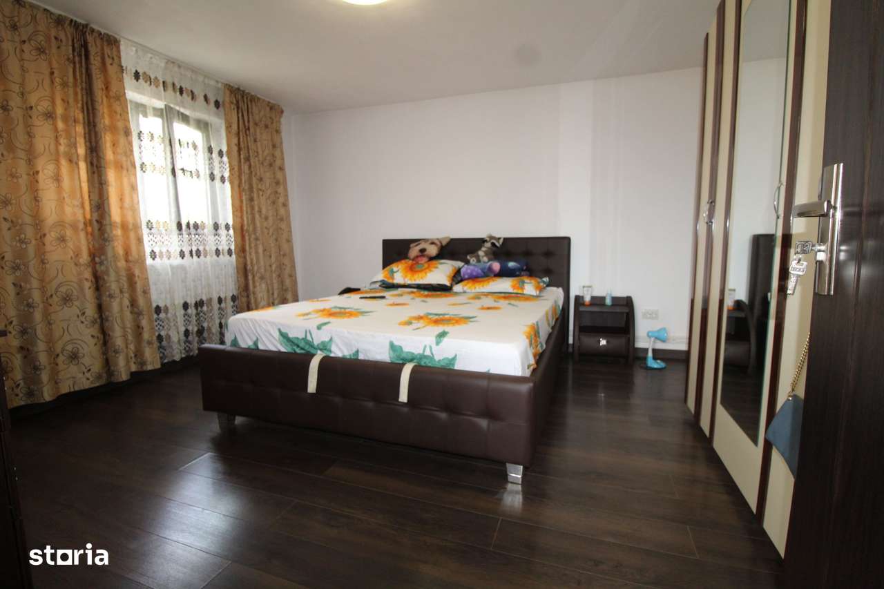 Casă Comuna Telești-0