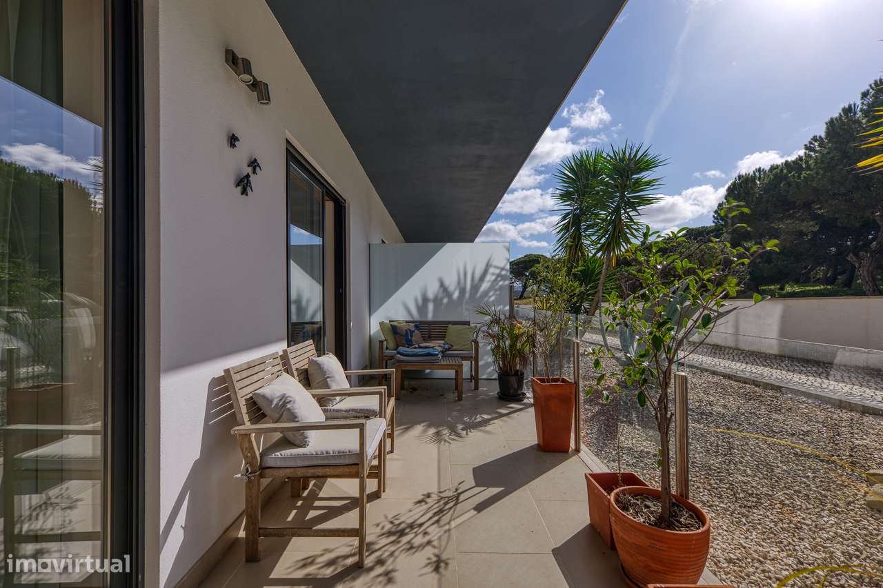 Apartamento T2, piscina e lugar de estacionamento - S Martinho Porto-8
