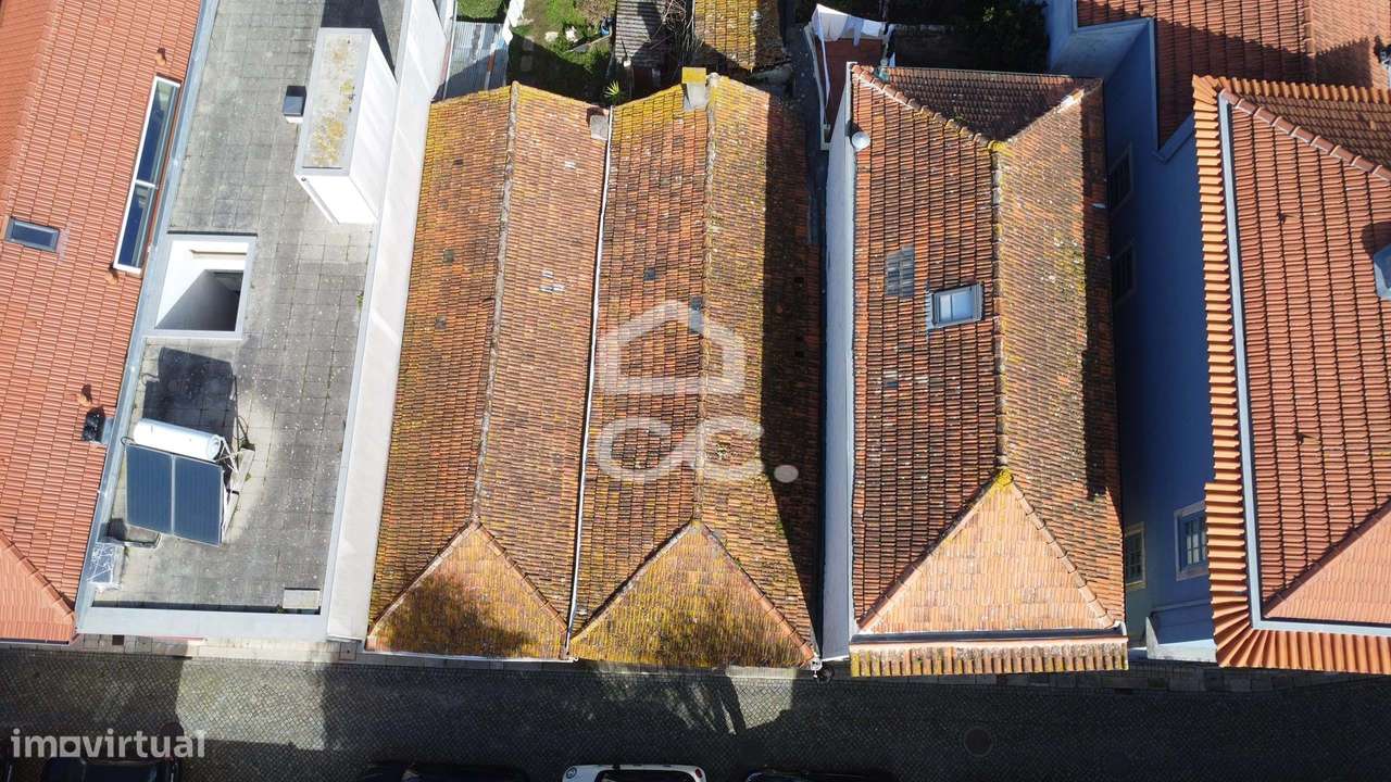 Moradia T5 com jardim, piscina e garagem na Foz Velha – Projeto de rec-25