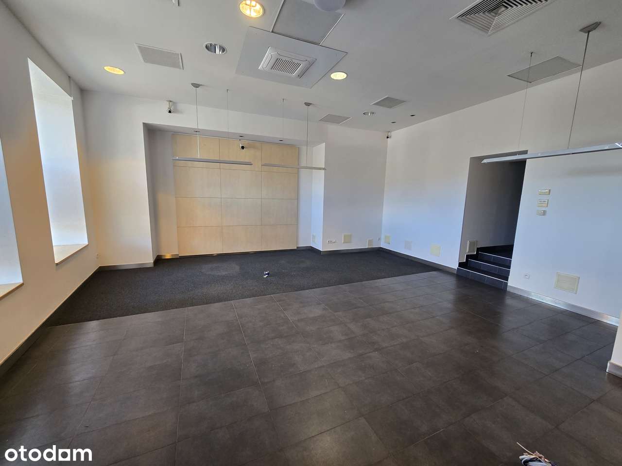 Lokal usługowo-handlowy na wynajem – 155m², centrum miasta (Rynek) - Pełny obrazek: 5/12