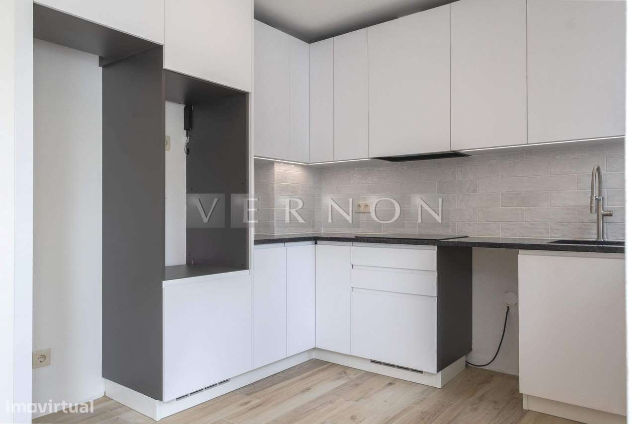 Apartamento T1 no R/Chão renovado no centro da cidade de Silves-16