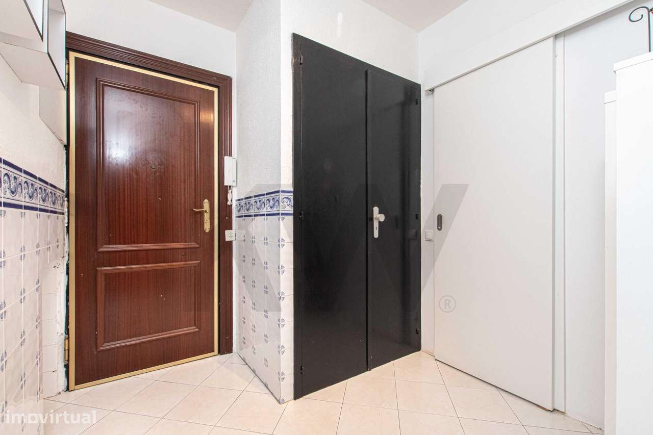 Apartamento T2 para venda na Rua Bernardo Santareno, nº4 - Miratejo-Se - Grande imagem: 2/21