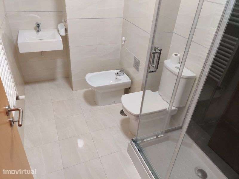 Arrenda-se T2 junto Casino Figueira da Foz - Grande imagem: 5/8