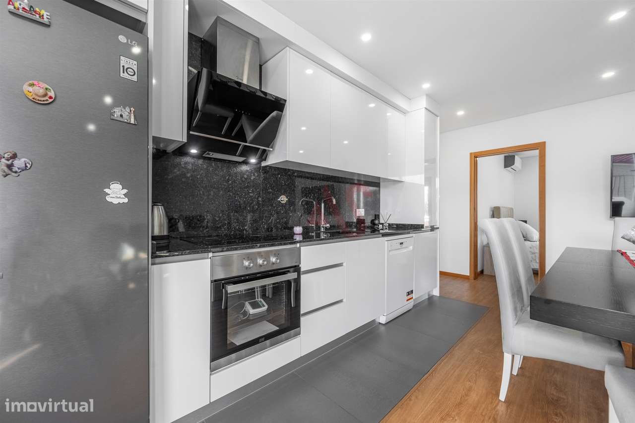 Andar Moradia T3 Moderno em Santo Adrião, Vizela - Grande imagem: 5/22